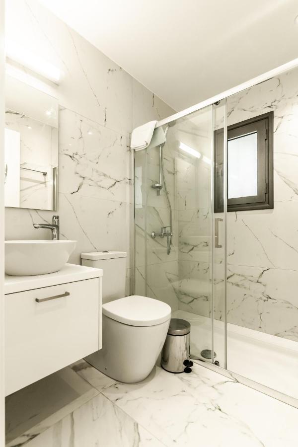 Silver House Boutique Apartment Paphos Ngoại thất bức ảnh