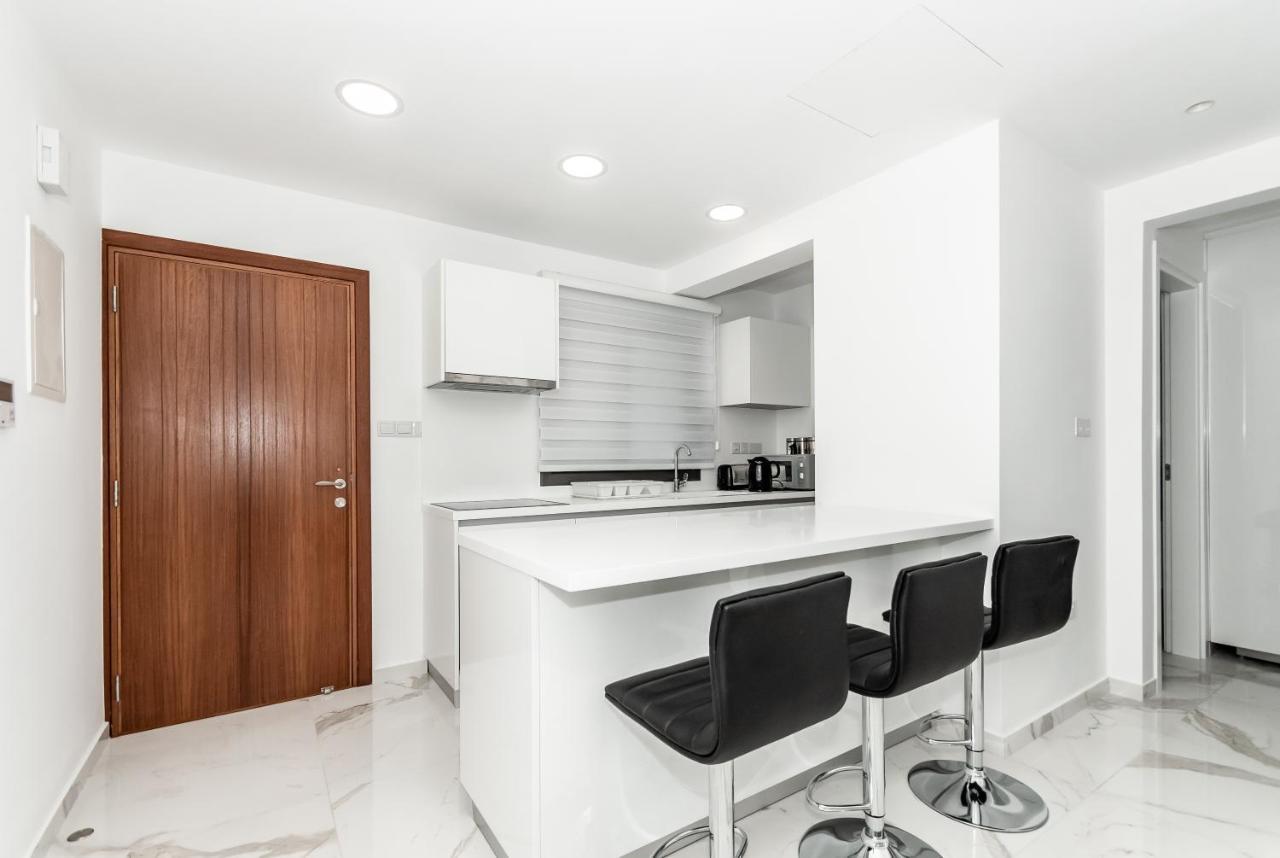 Silver House Boutique Apartment Paphos Ngoại thất bức ảnh