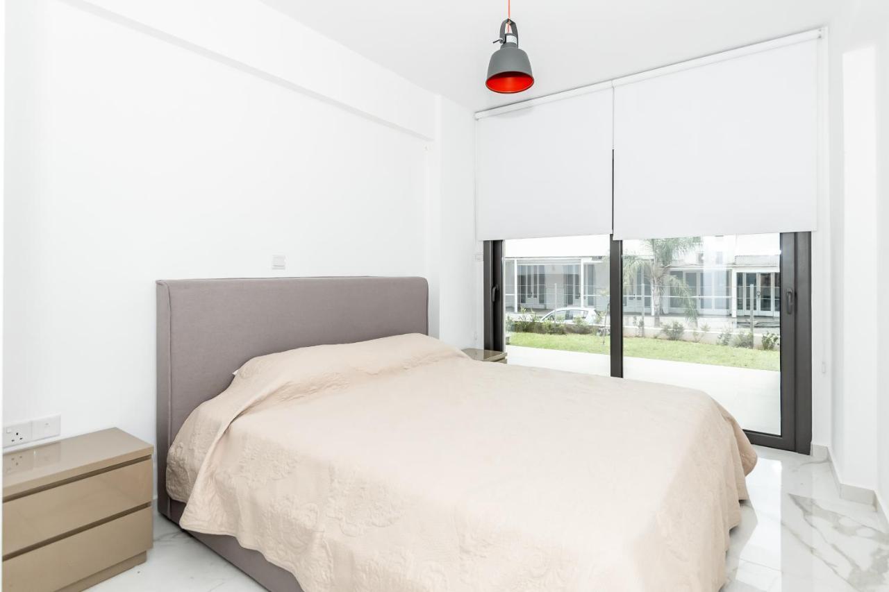 Silver House Boutique Apartment Paphos Ngoại thất bức ảnh