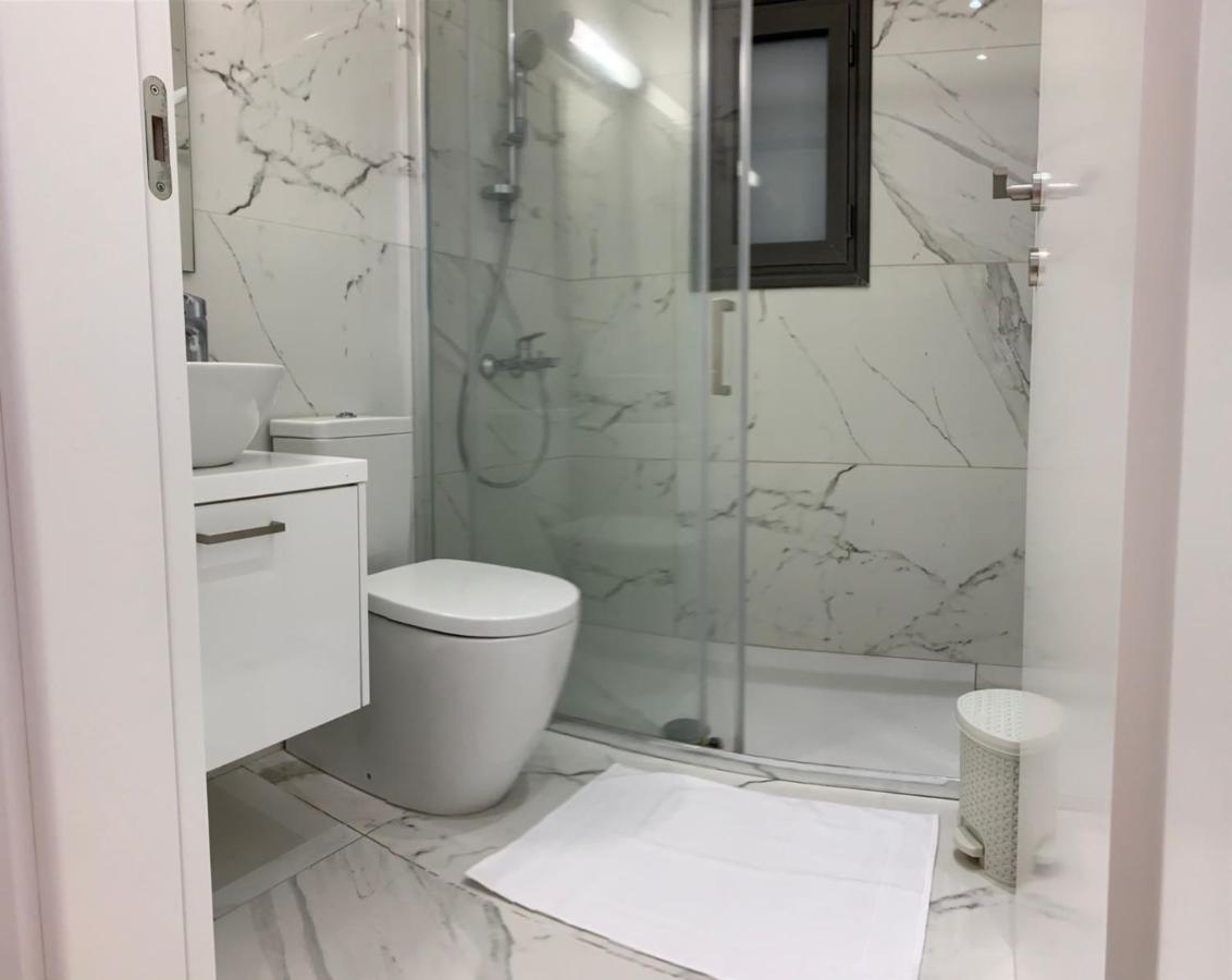Silver House Boutique Apartment Paphos Ngoại thất bức ảnh